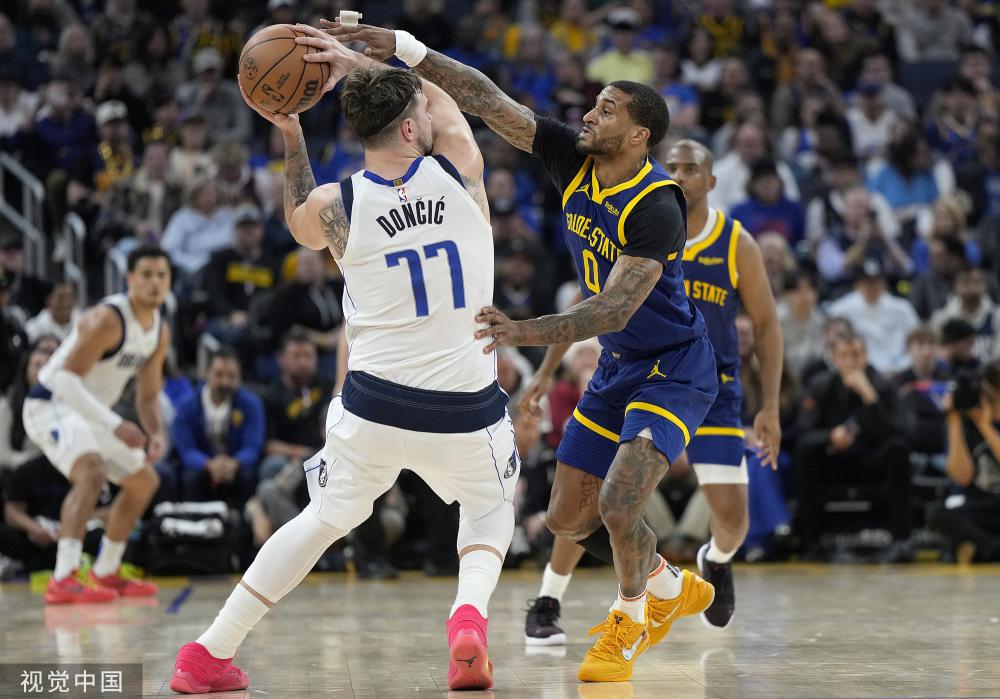 他在对阵伯 他在对阵伯